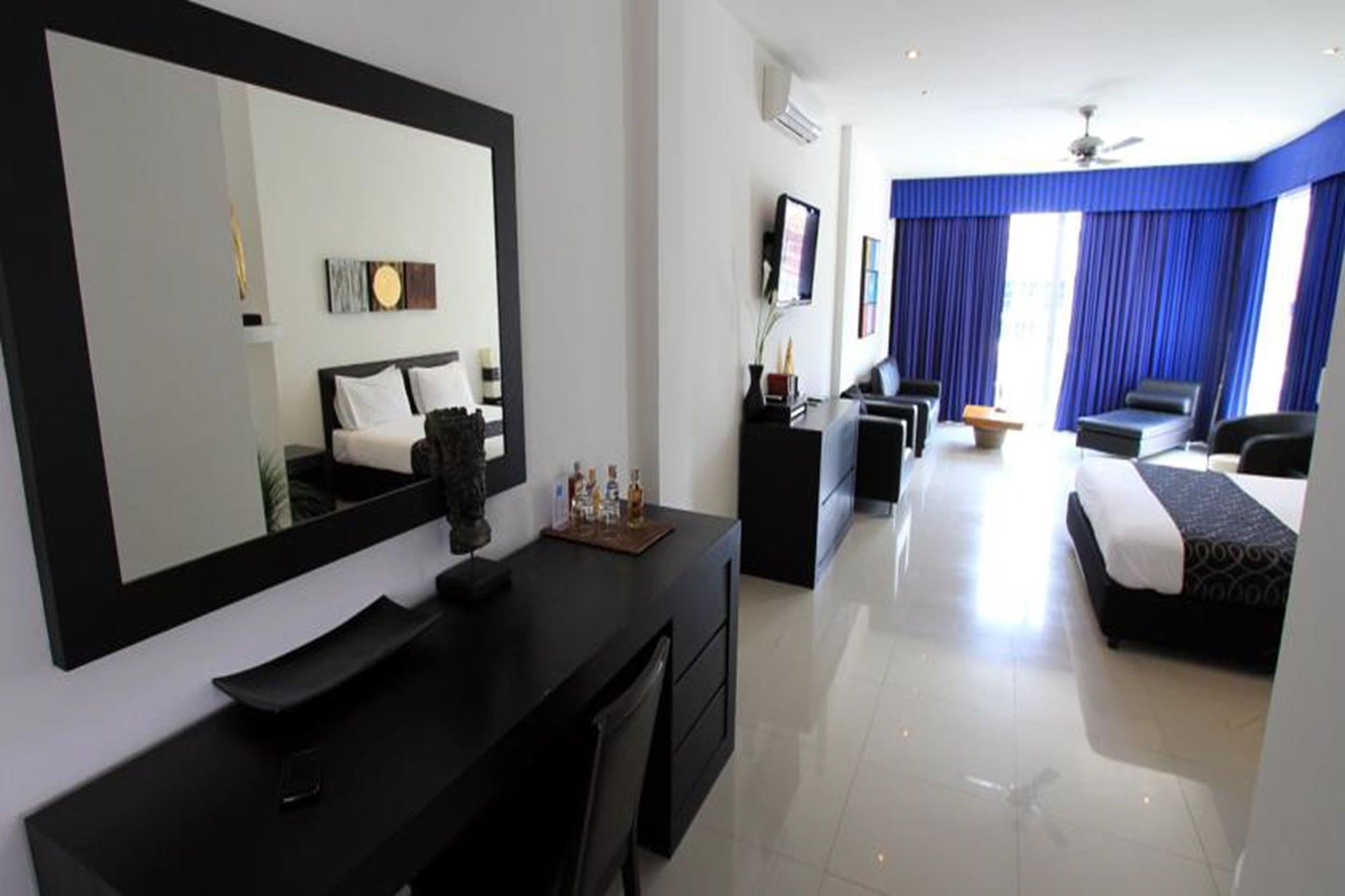 East Suites Pattaya Dış mekan fotoğraf