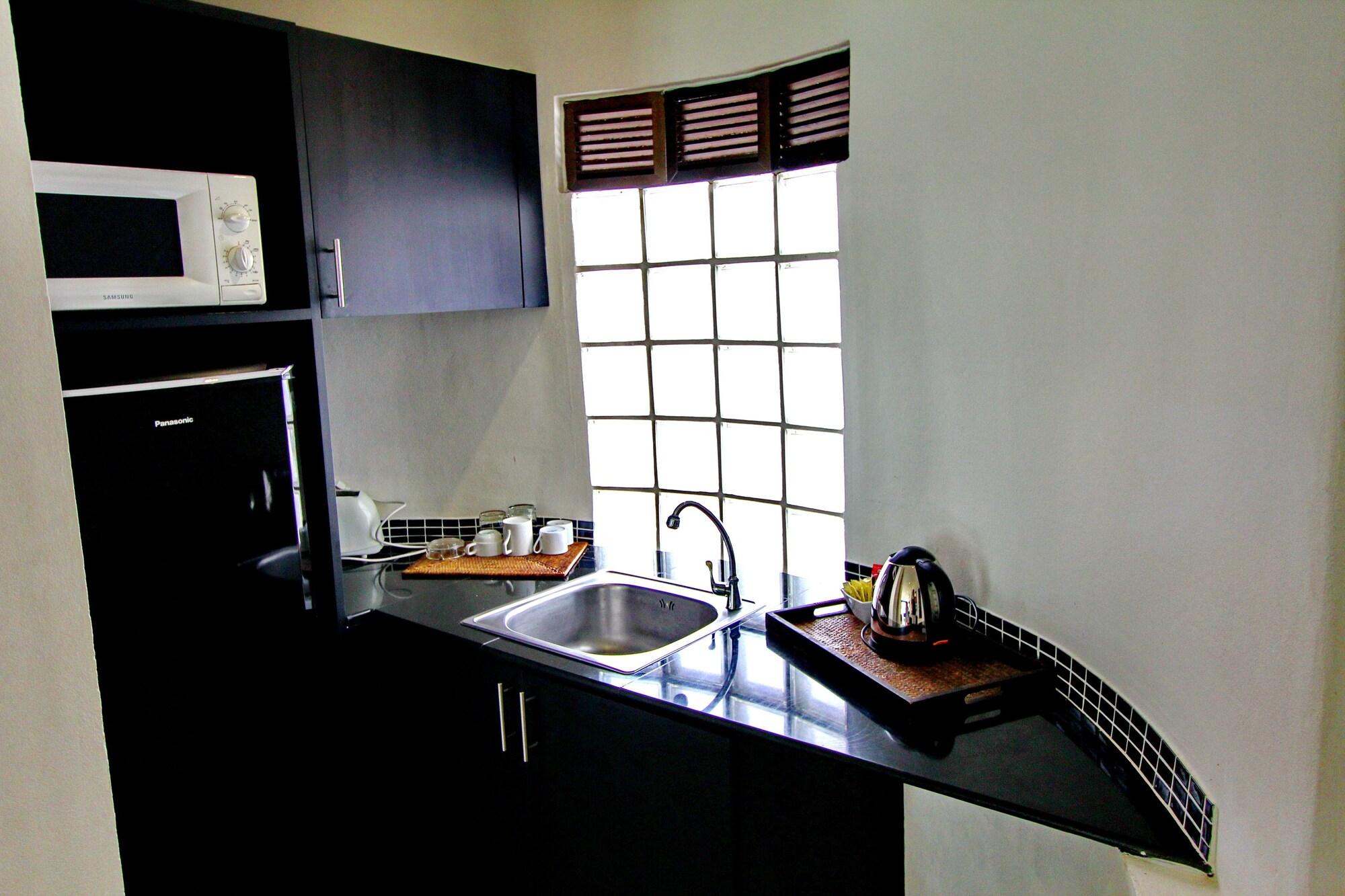 East Suites Pattaya Dış mekan fotoğraf
