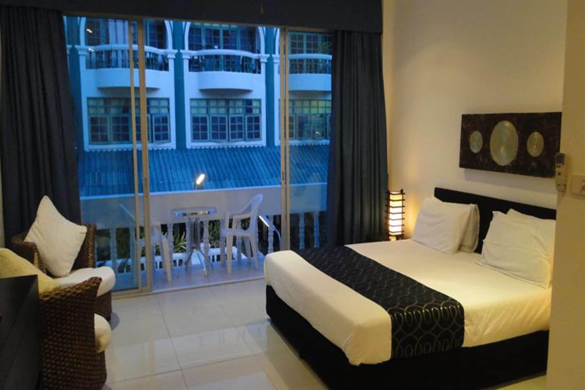 East Suites Pattaya Dış mekan fotoğraf