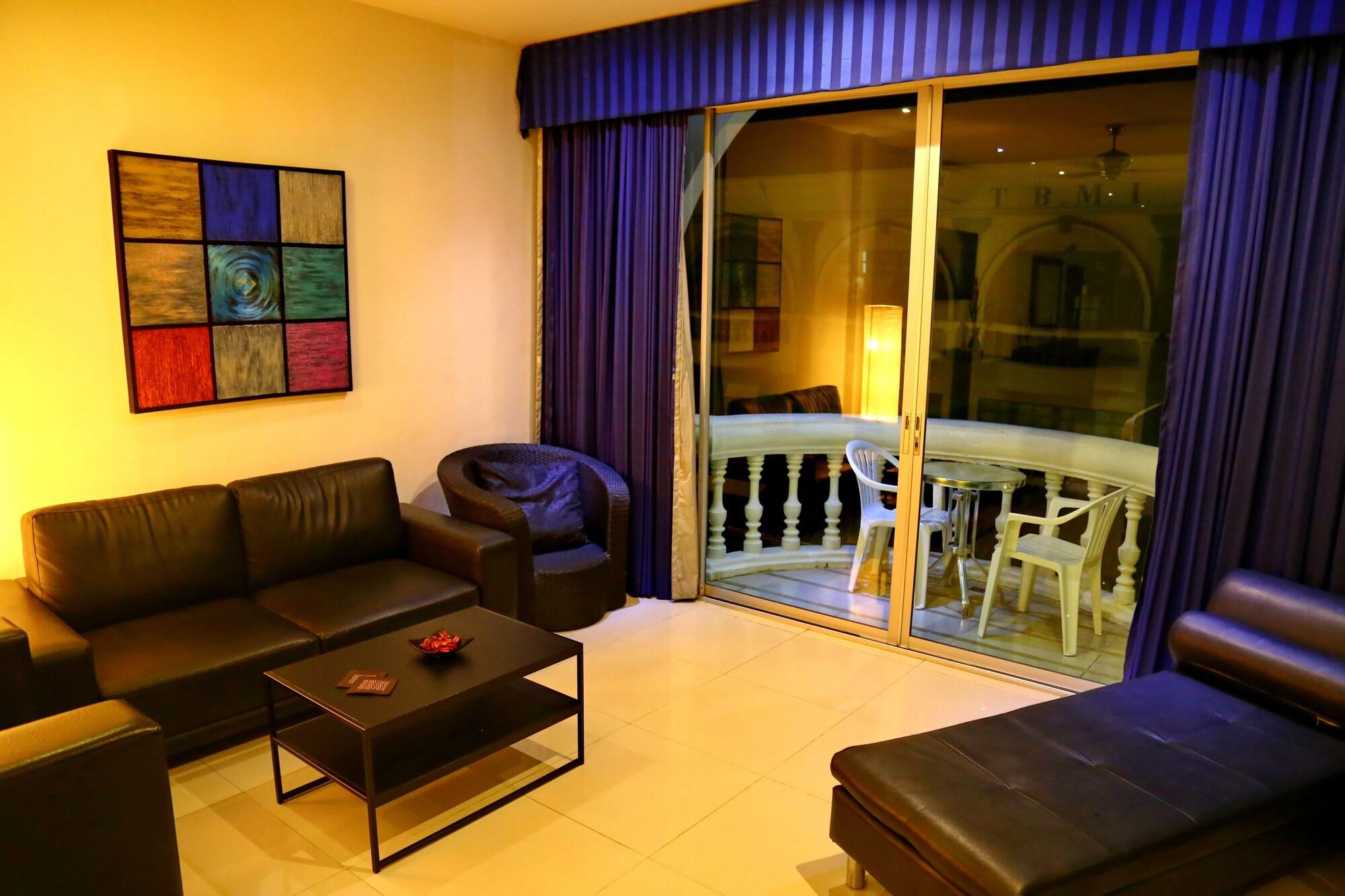 East Suites Pattaya Dış mekan fotoğraf