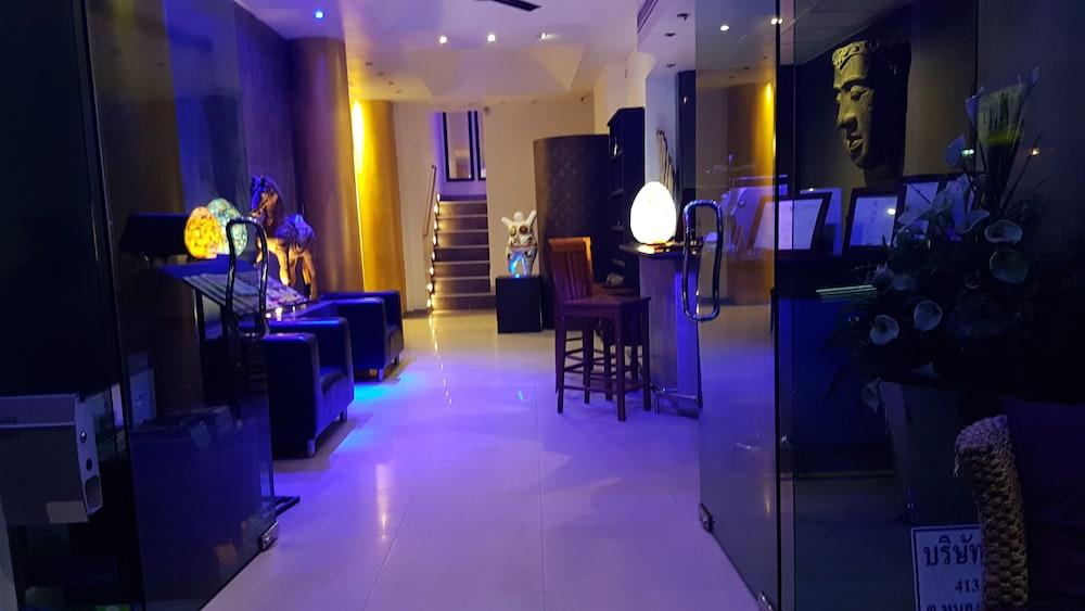 East Suites Pattaya Dış mekan fotoğraf