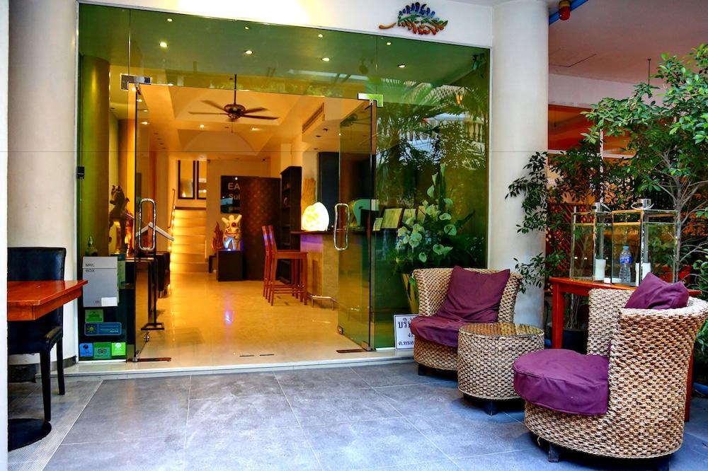 East Suites Pattaya Dış mekan fotoğraf