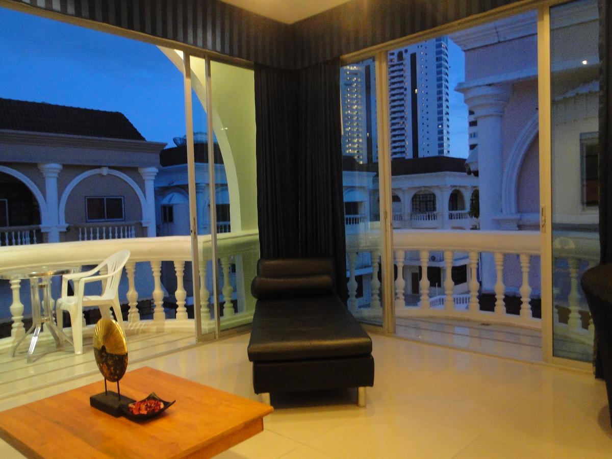 East Suites Pattaya Dış mekan fotoğraf