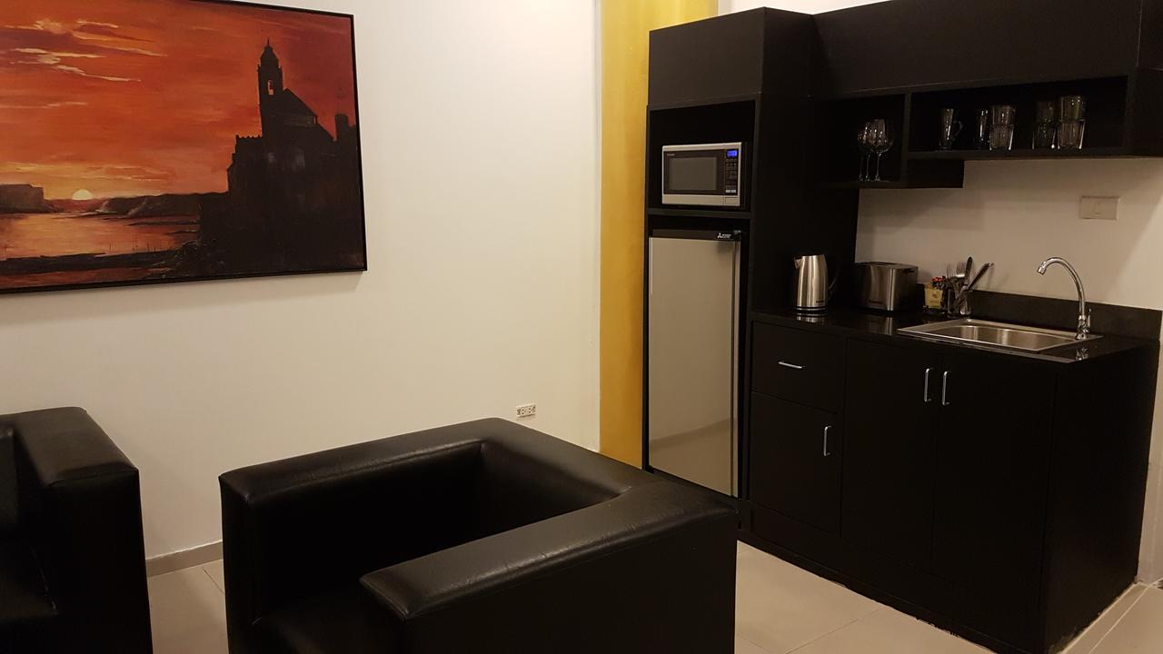 East Suites Pattaya Dış mekan fotoğraf