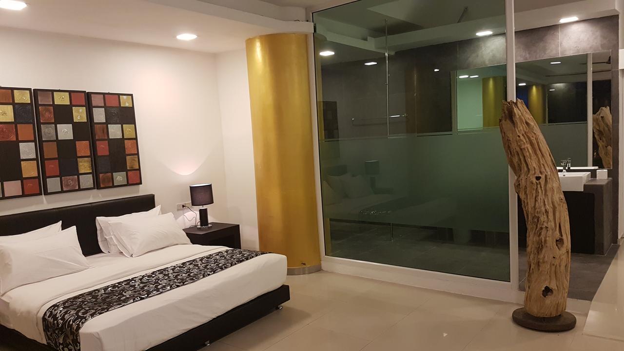 East Suites Pattaya Dış mekan fotoğraf