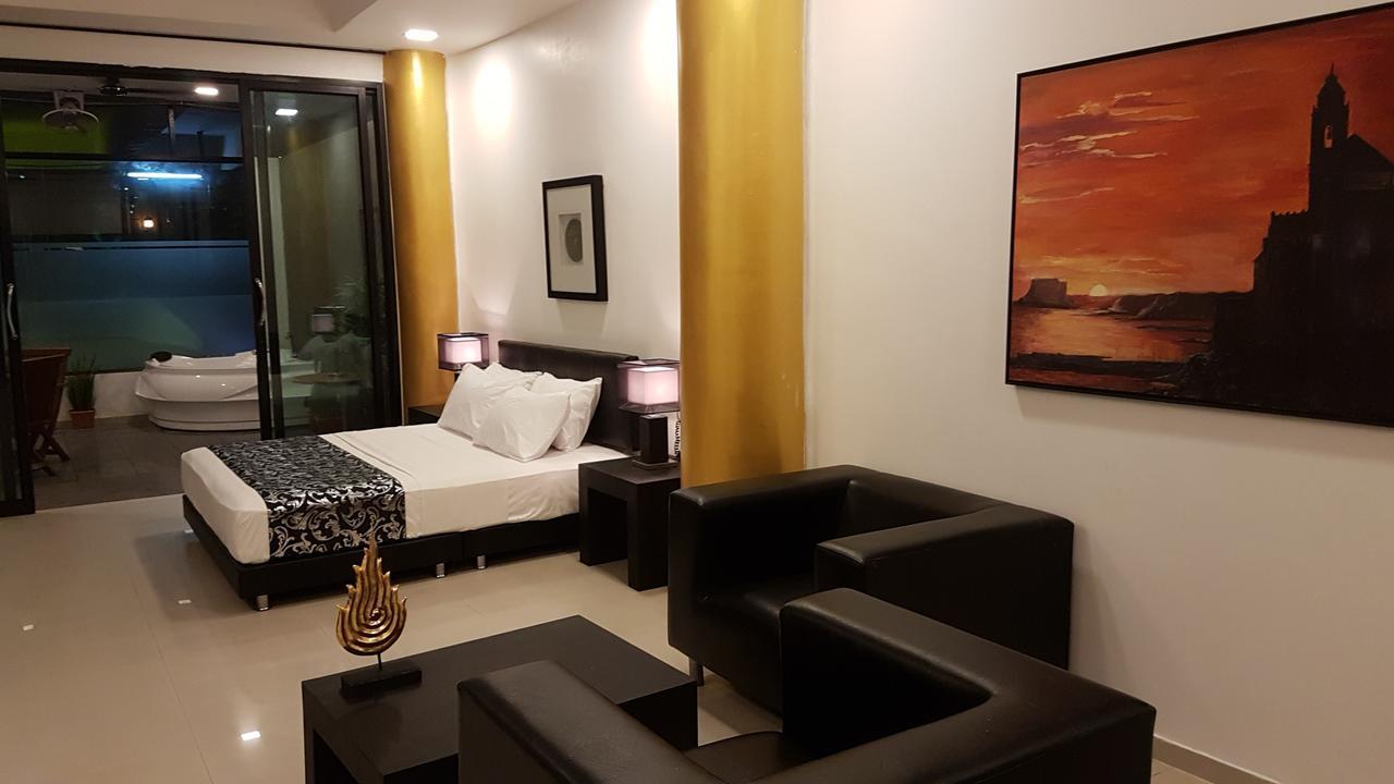 East Suites Pattaya Dış mekan fotoğraf