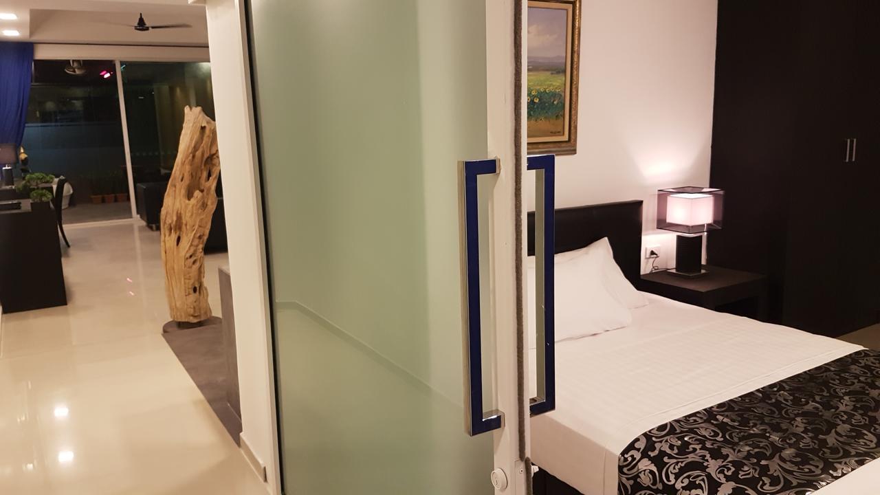 East Suites Pattaya Dış mekan fotoğraf